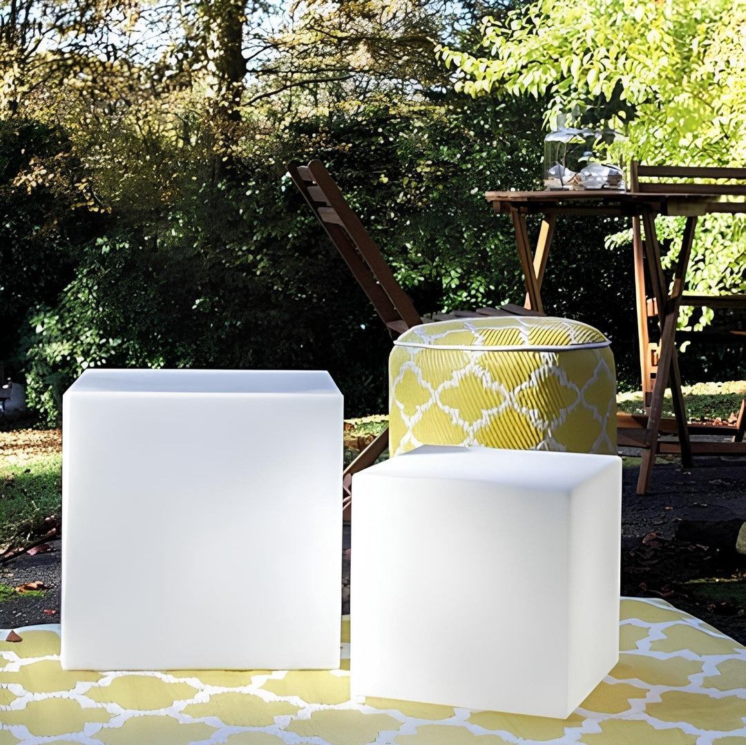 Decorative LED Cube Lamp – Wireless Ambient Lamp for Indoor and Outdoor Use