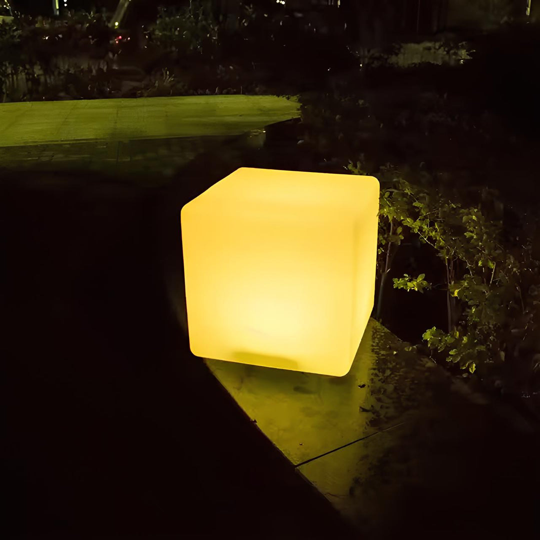 Decorative LED Cube Lamp – Wireless Ambient Lamp for Indoor and Outdoor Use