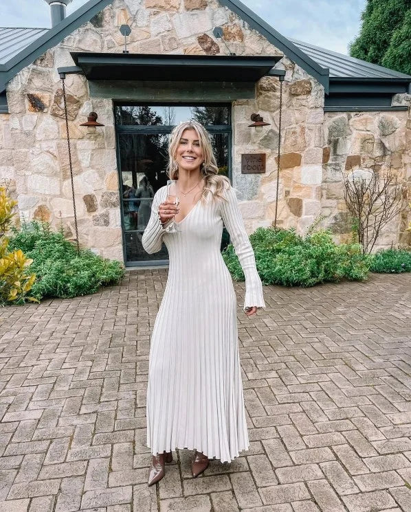 Sara New Knitted Midi Dress - Elena Harper