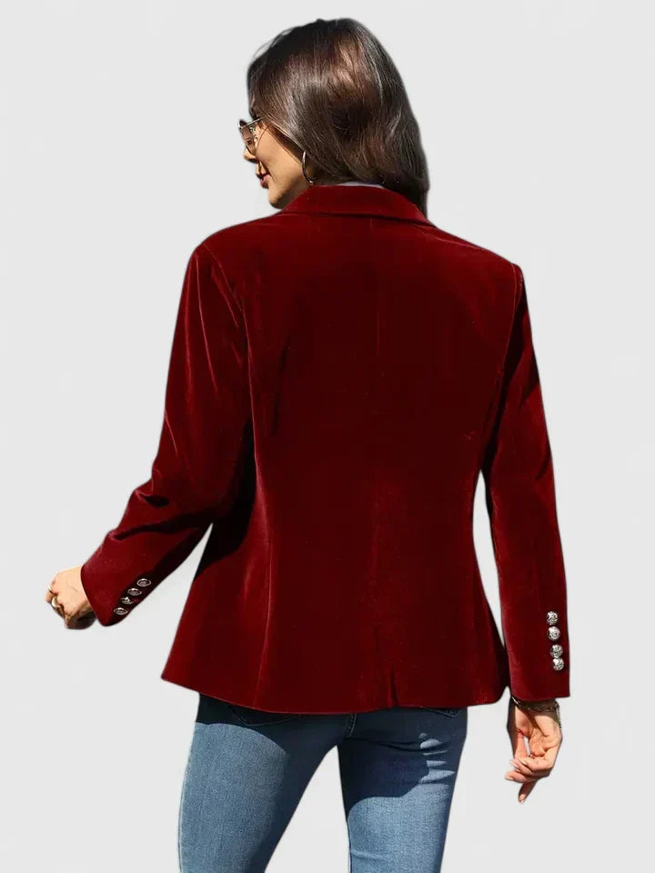 VICTORIA – ELEGANT VELVET BLAZER