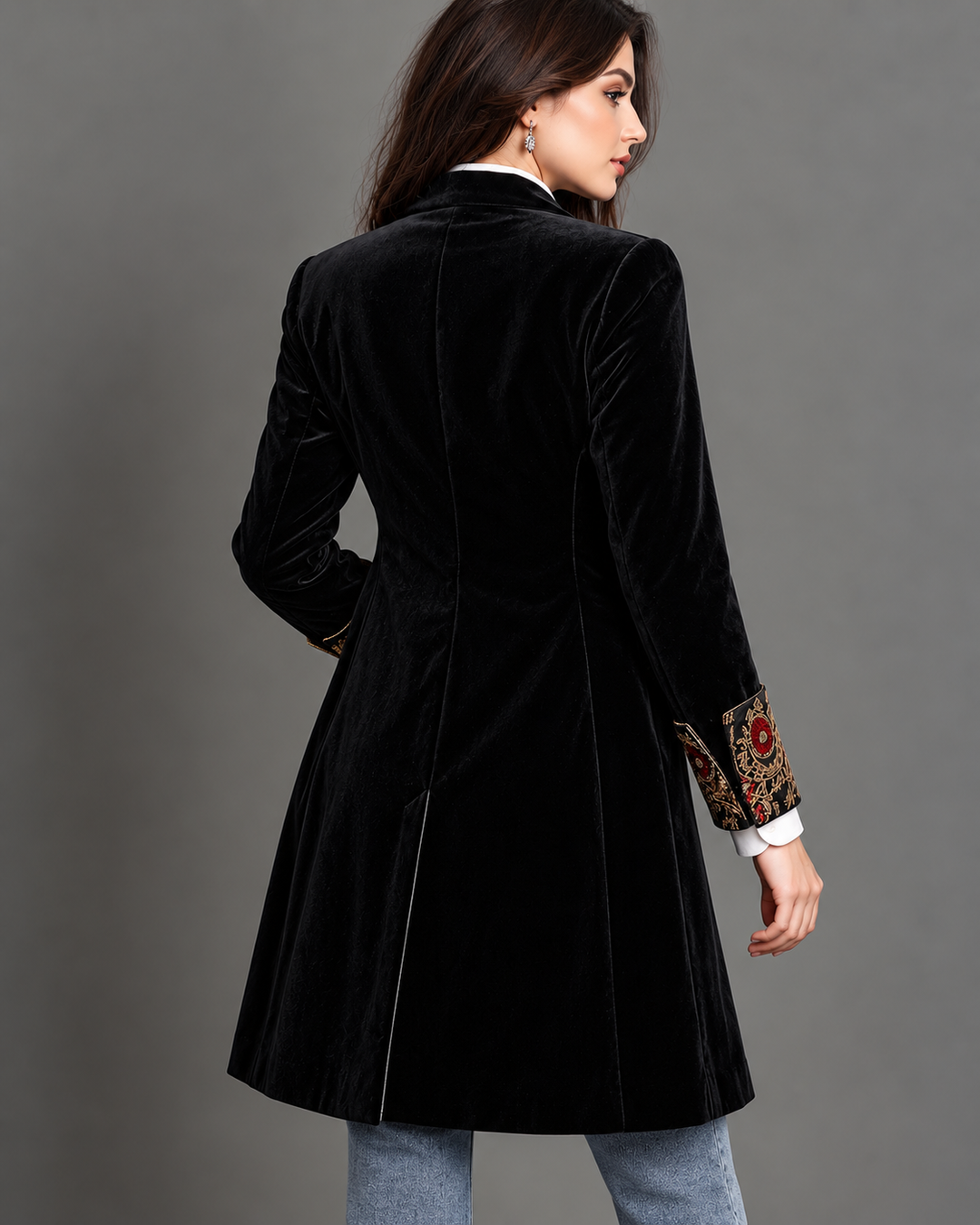 Ada™ | Elegant Blazer with Baroque Print
