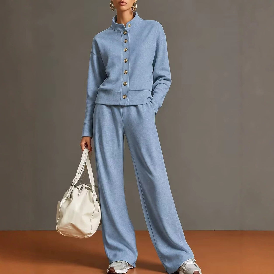 Cardigan with High Collar and Wide Pants - Chic and Comfortable