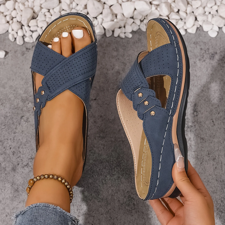 CHIC WIG SANDAL FOR WOMEN