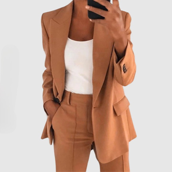 Lotta Elegant Women's Suit Set Perfect Fit Women, view 7 - Elena Harper