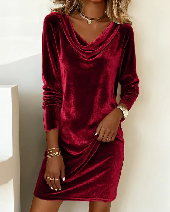 Beatrice - Loose Fitting Velvet Dress