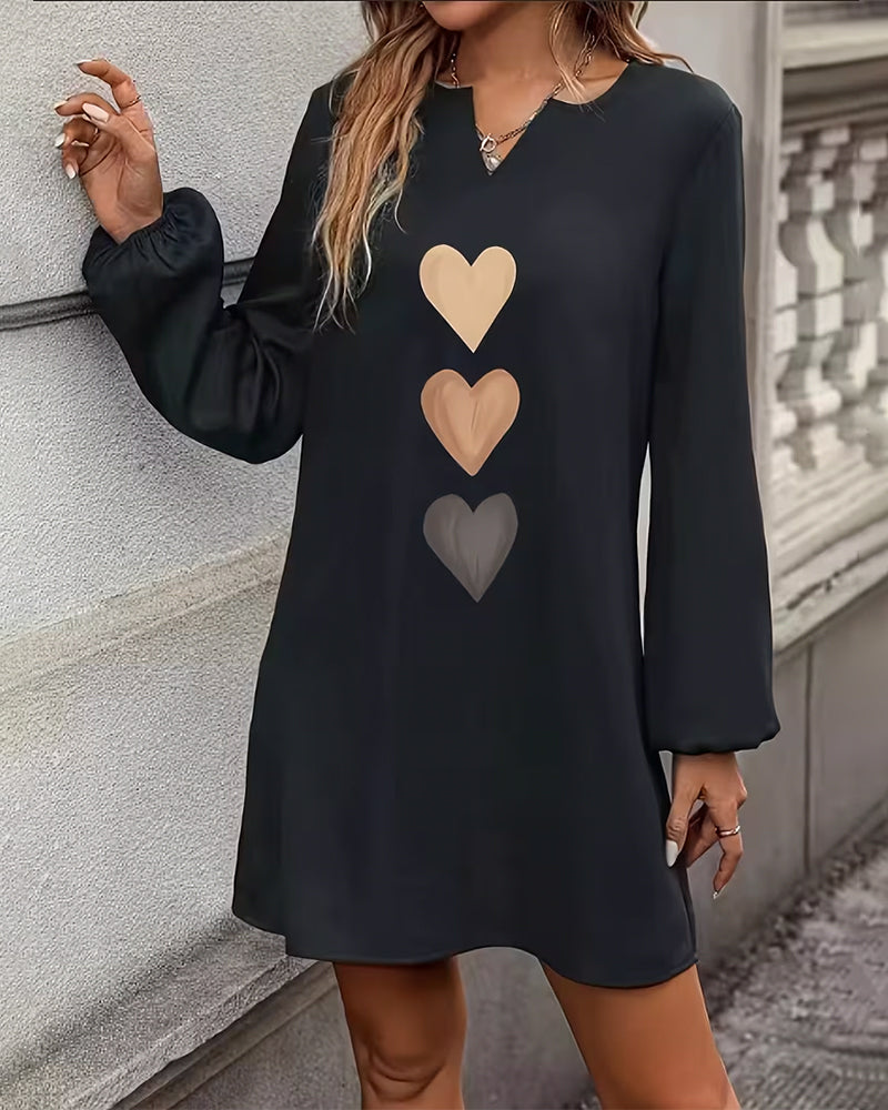 Women's Straight Dress with Heart Pattern – Daily Comfort and Casual Elegance