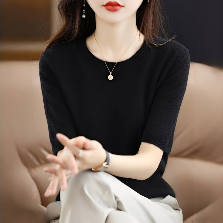 Blandine - Elegant and Cozy Top