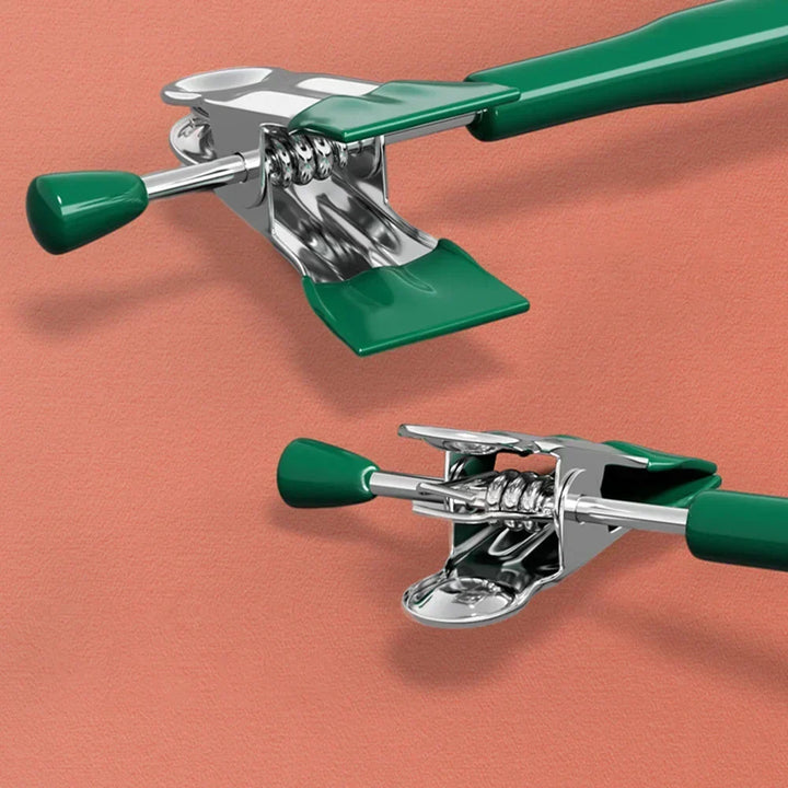 Adjustable Non-Slip Stainless Steel Hanger with Clips for Skirts, Pants & Underwear - Space-Saving & Mark-Free