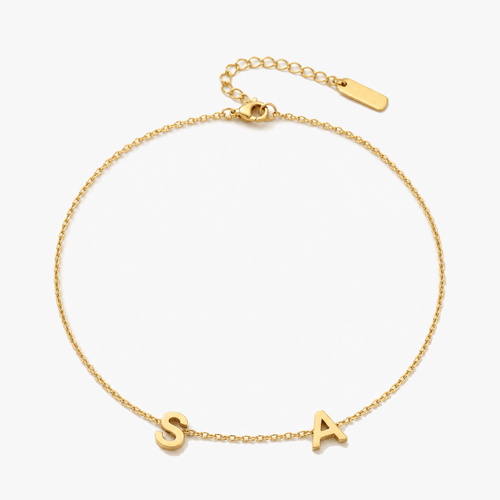 Auriela Personalized side initial necklace - Elena Harper