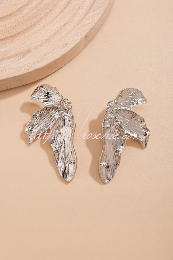 Vintage-style Leaf-shaped Stud Earrings