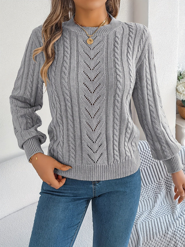 Laura | Classic and Cozy Cable Knit Sweater with Round Neck