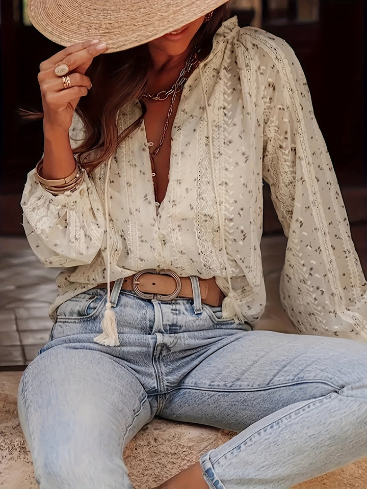 Women's Floral V-Neck Blouse with Elegant Fit