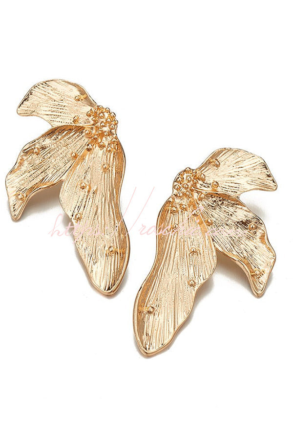Vintage-style Leaf-shaped Stud Earrings
