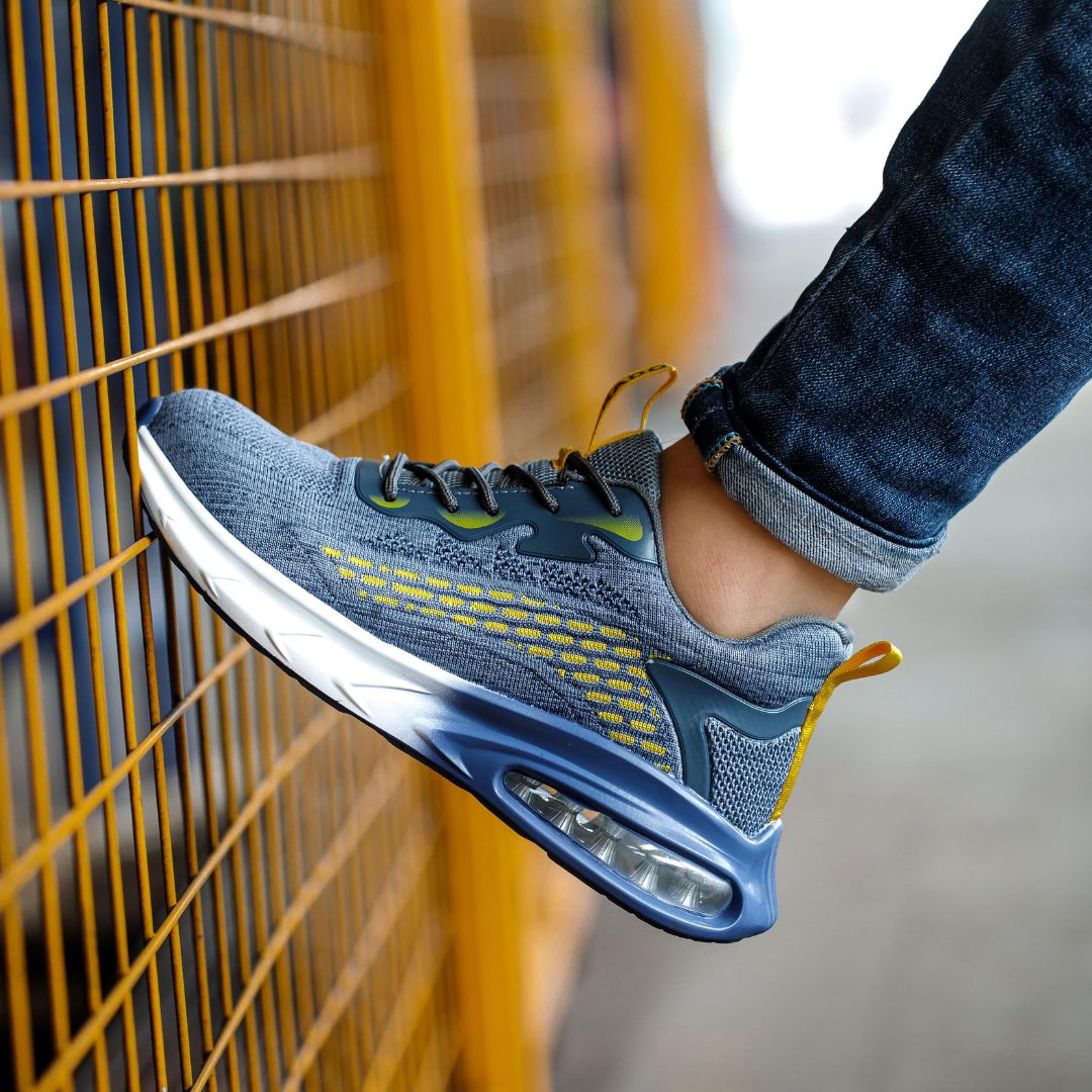 Men's Mesh Sneakers with Thick Sole
