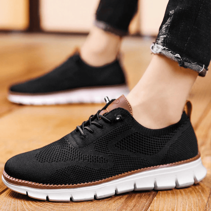 Men's Mesh Sneakers with Flexible Sole