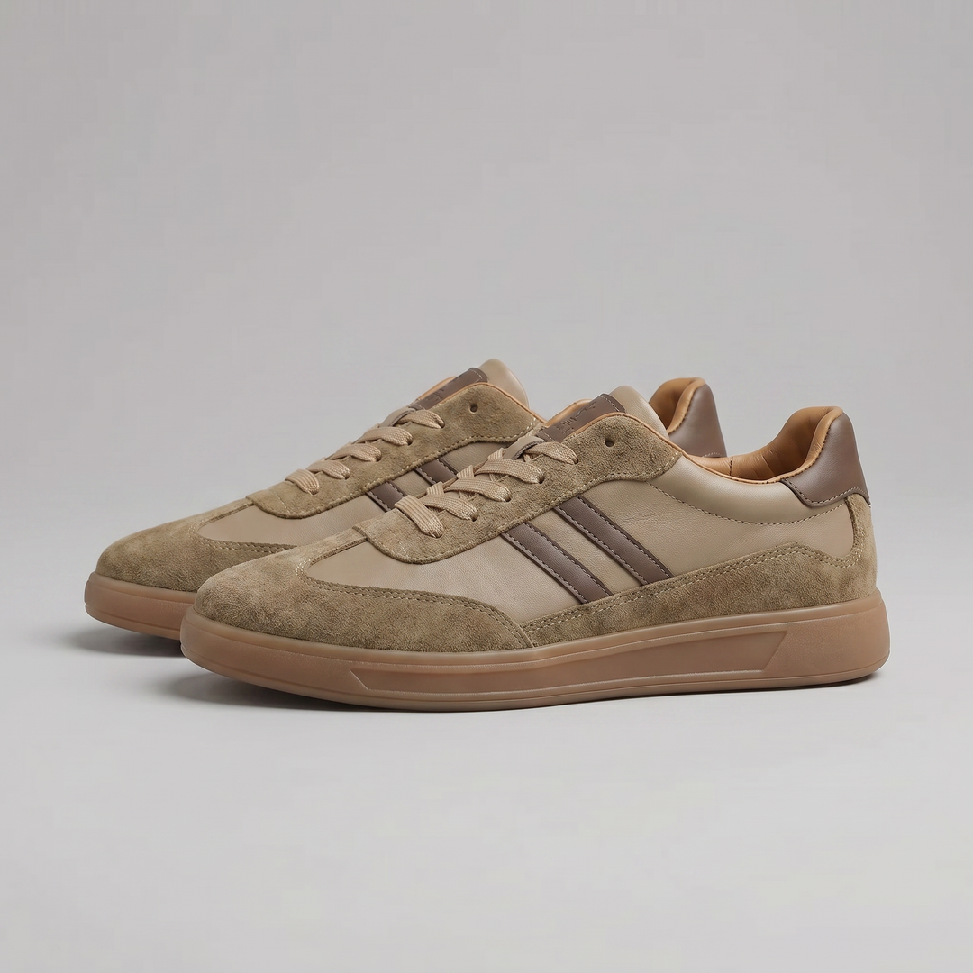 Men's Retro Sneakers with Contrasting Panels