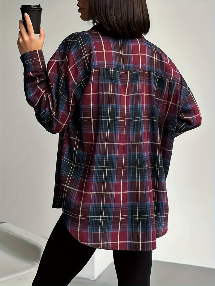 Clara | Loose-fitting women's shirt with plaid pattern in lumberjack style