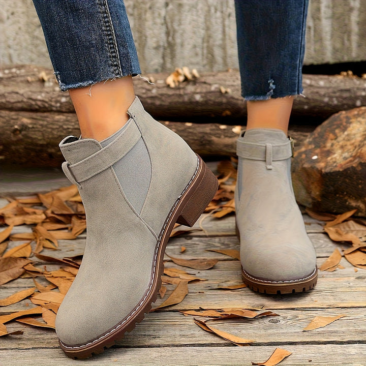 Véronique - Elegant Suede Chelsea Boots