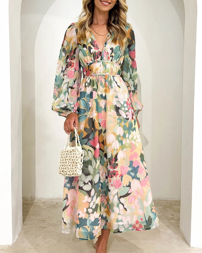 Wilka - Elegant Floral Dress