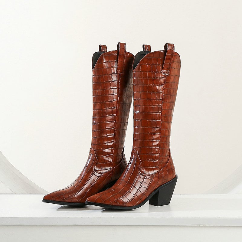 Knee-High Women's Boots with Chunky Heel - Kyvraen