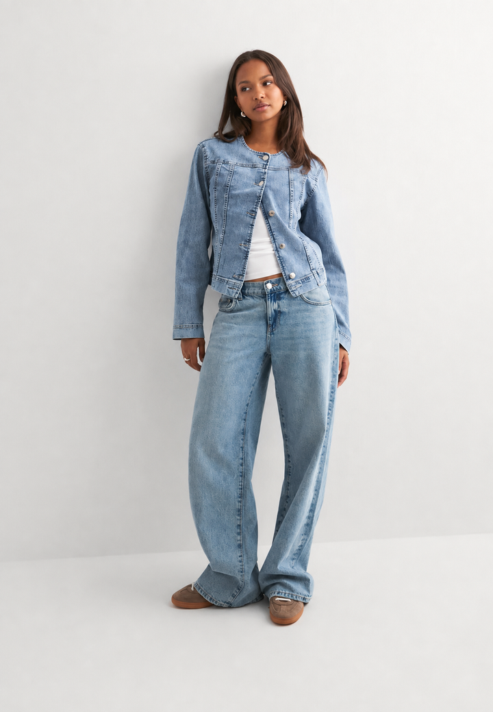 Fitted Women's Denim Jacket with Round Neck - Sigrid