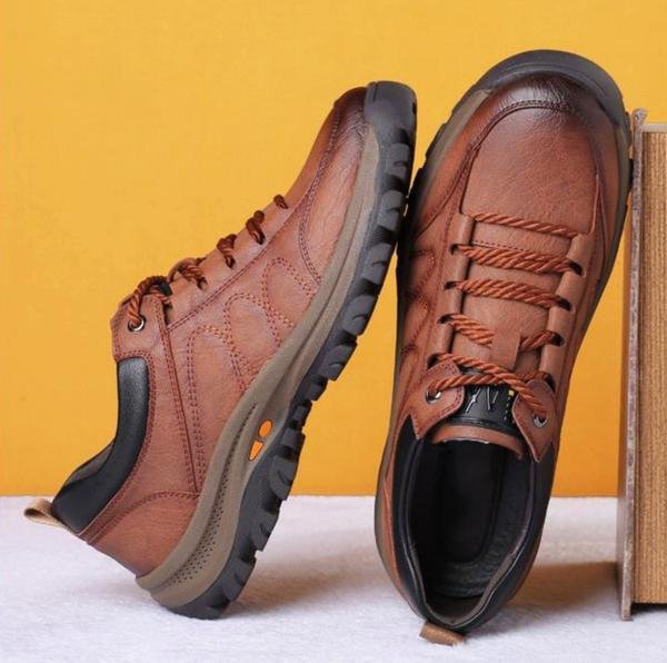 Casual Men's Shoes with Treaded Sole - Elena Harper