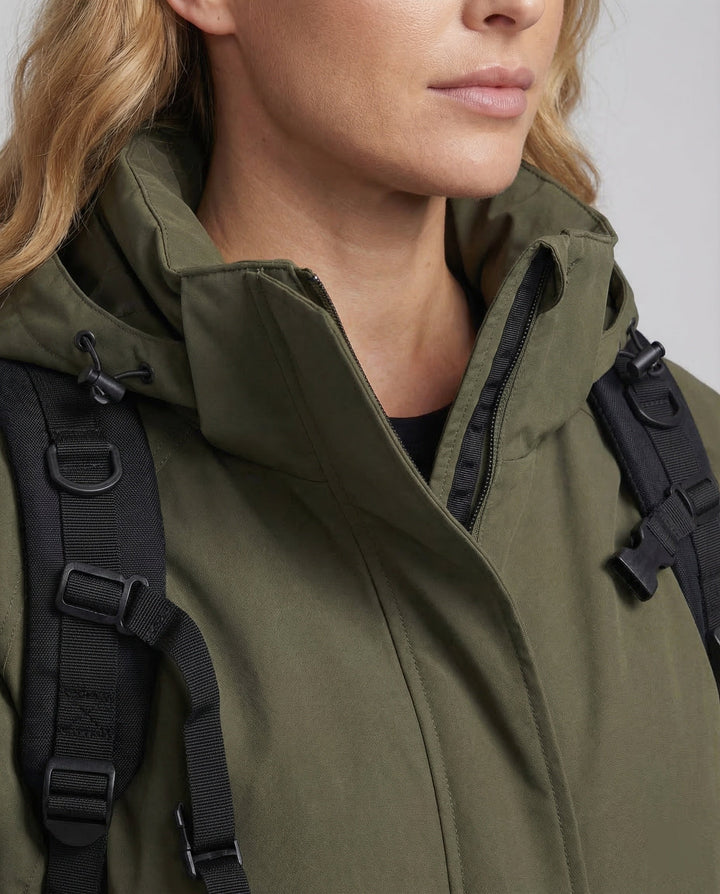 Women's Oversized Waterproof Zipped Jacket for Outdoor Comfort
