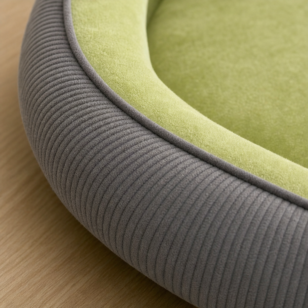 Denhaven Two-Sided Bolster Dog Bed With Raised Edge - Elena Harper