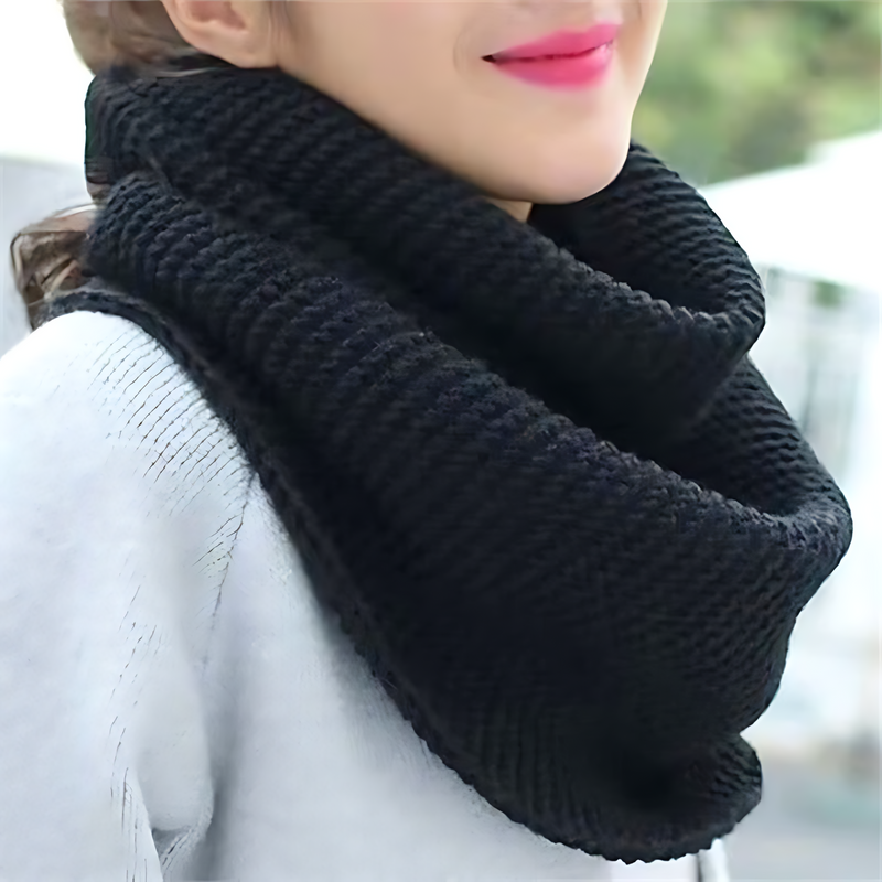 Johanna | Cozy and Elegant Infinity Scarf