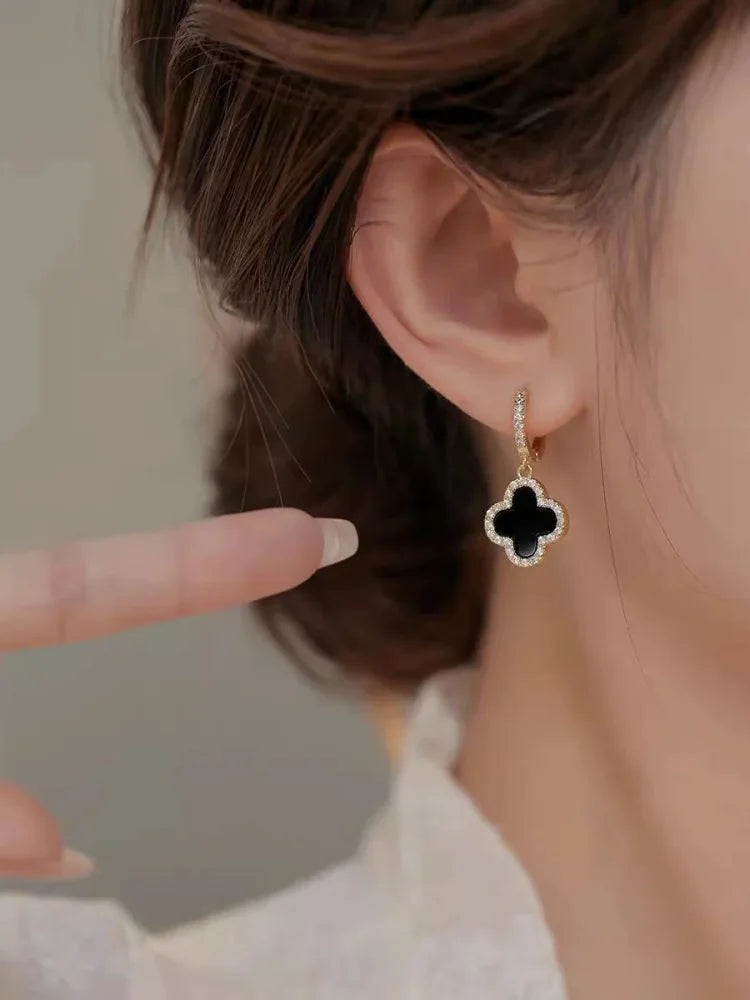 Women's Lucky Clover Leaf Earrings – Elegant & Timeless