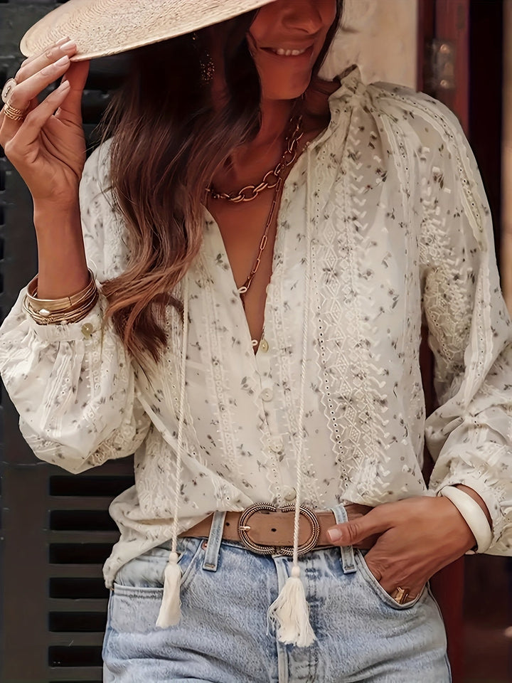 Women's Floral V-Neck Blouse with Elegant Fit