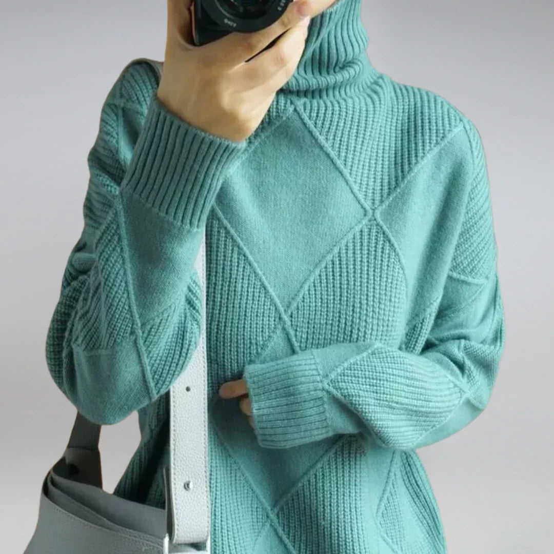 Women's Turtleneck Sweater with Argyle Pattern and Comfortable Wool