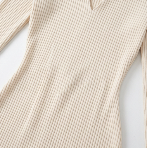 Bellora Turtleneck V-Neck Knit Midi Dress - Elena Harper
