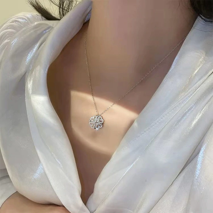Cloverelle Sparkling Clover Pendant Necklace - Elena Harper