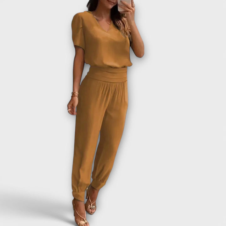 Women's set with top and wide pants - Elegant and fluid