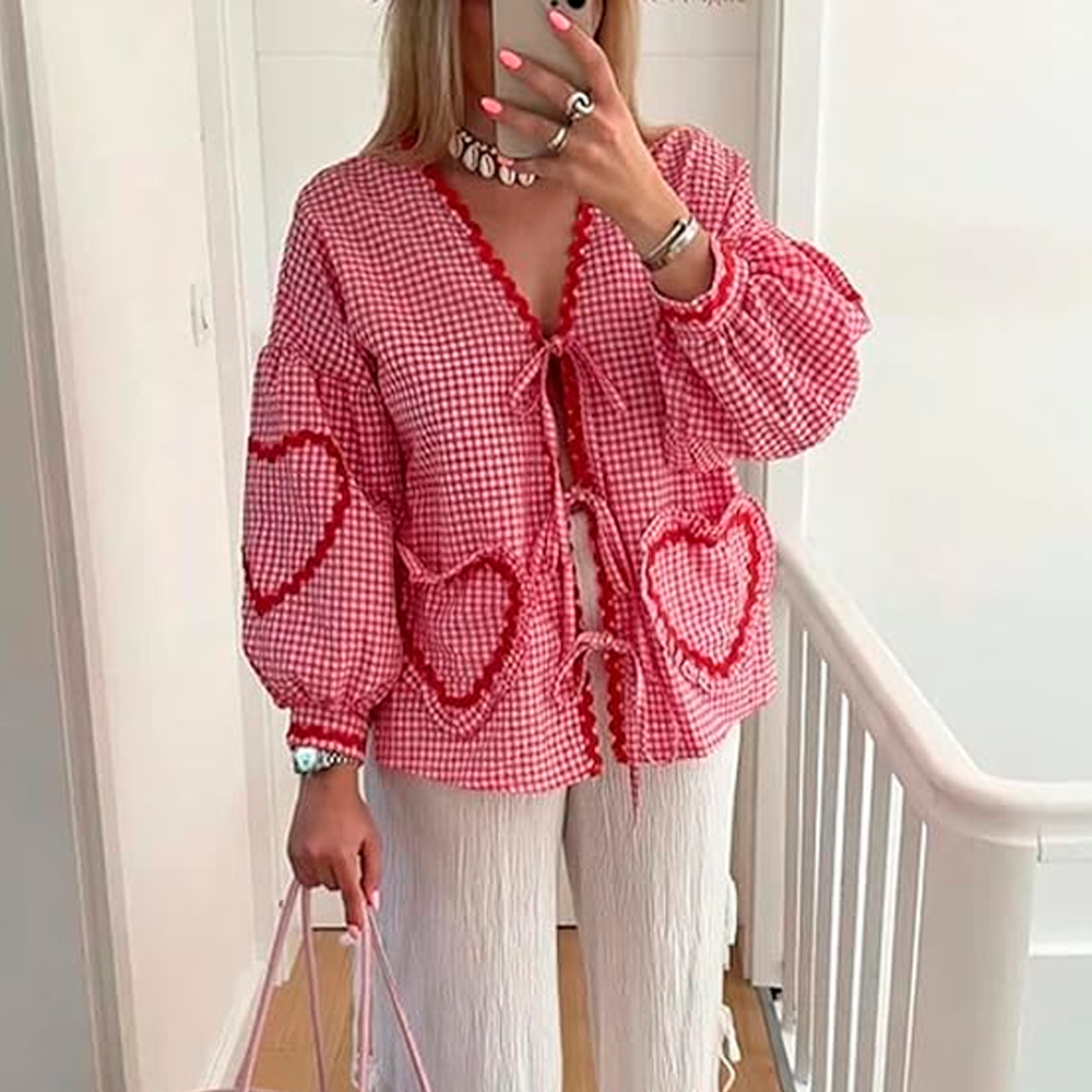 Spring Women's Shirt with Loose Fit and Heart-Shaped Pockets