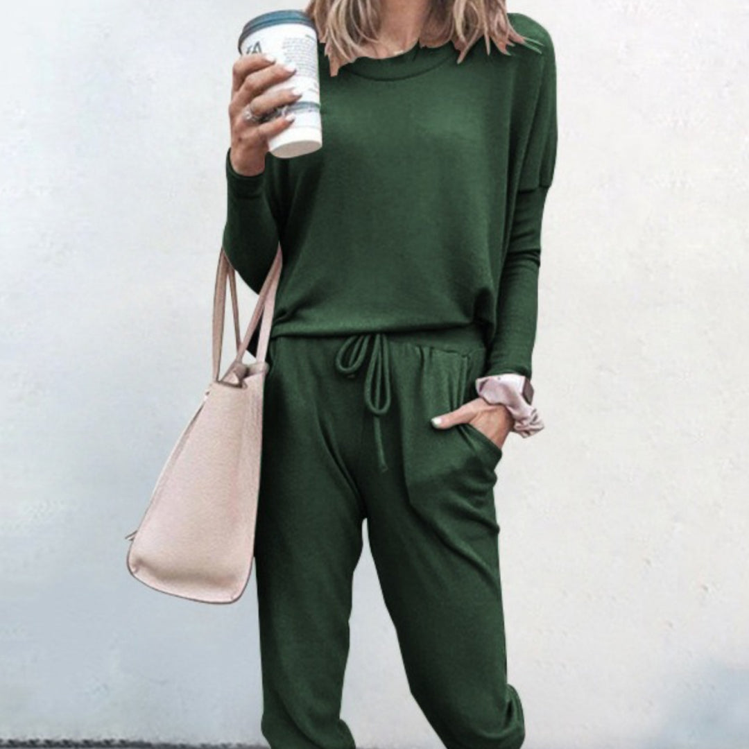 Casual Two-Piece Set for Women with Long Sleeves – Pullover Top and Drawstring Pants