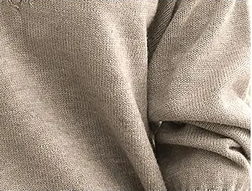 Mónica | V-Neck Sweater