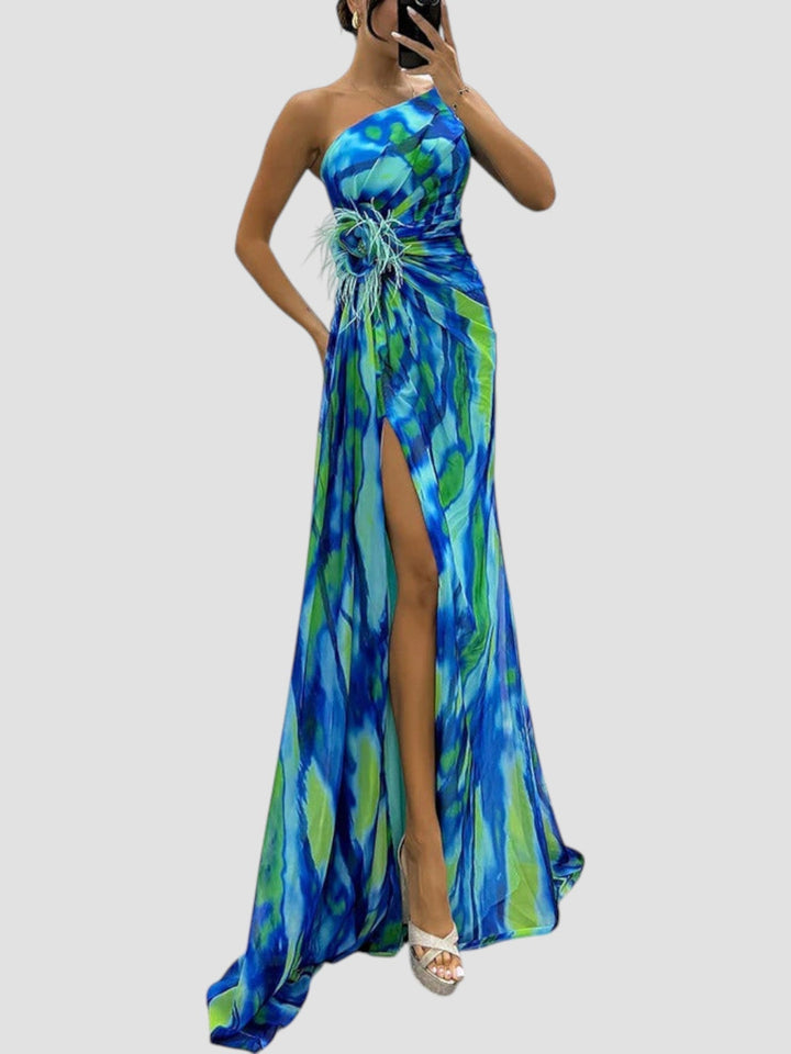 Nicole Elegant Dress - Elena Harper