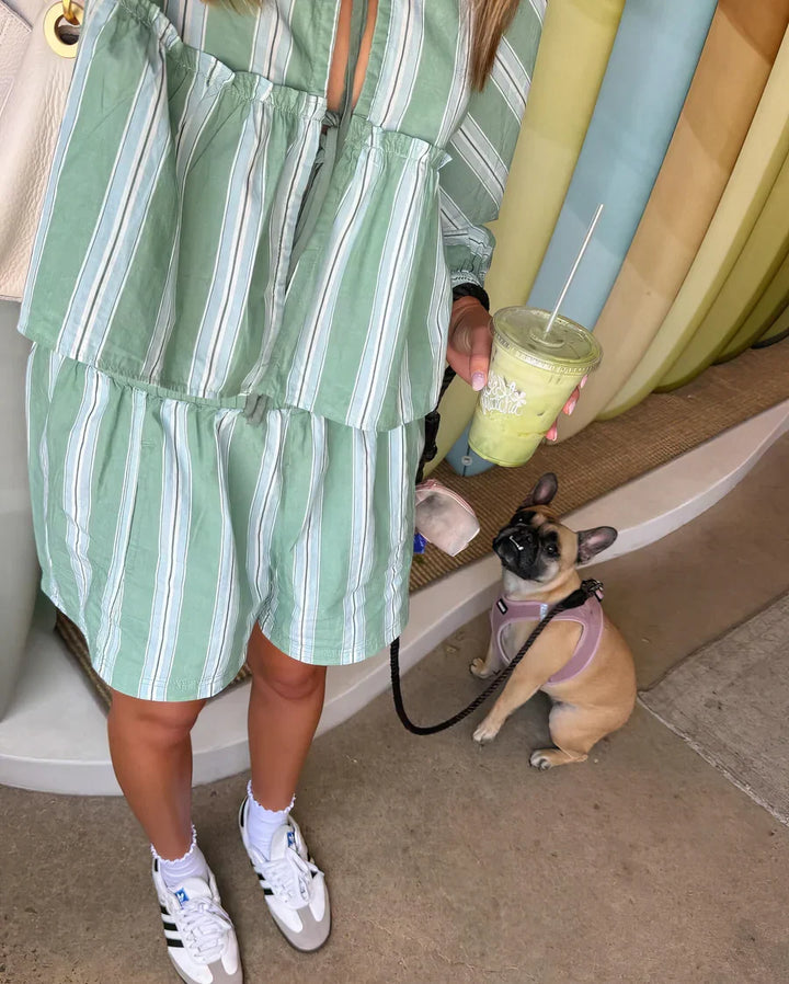 Lina - Casual Two-Piece Set with Loose Blouse and Shorts in Striped Design