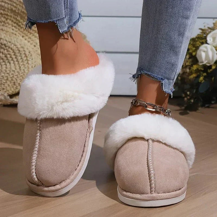 Agnese - Luxurious Velvet Slippers