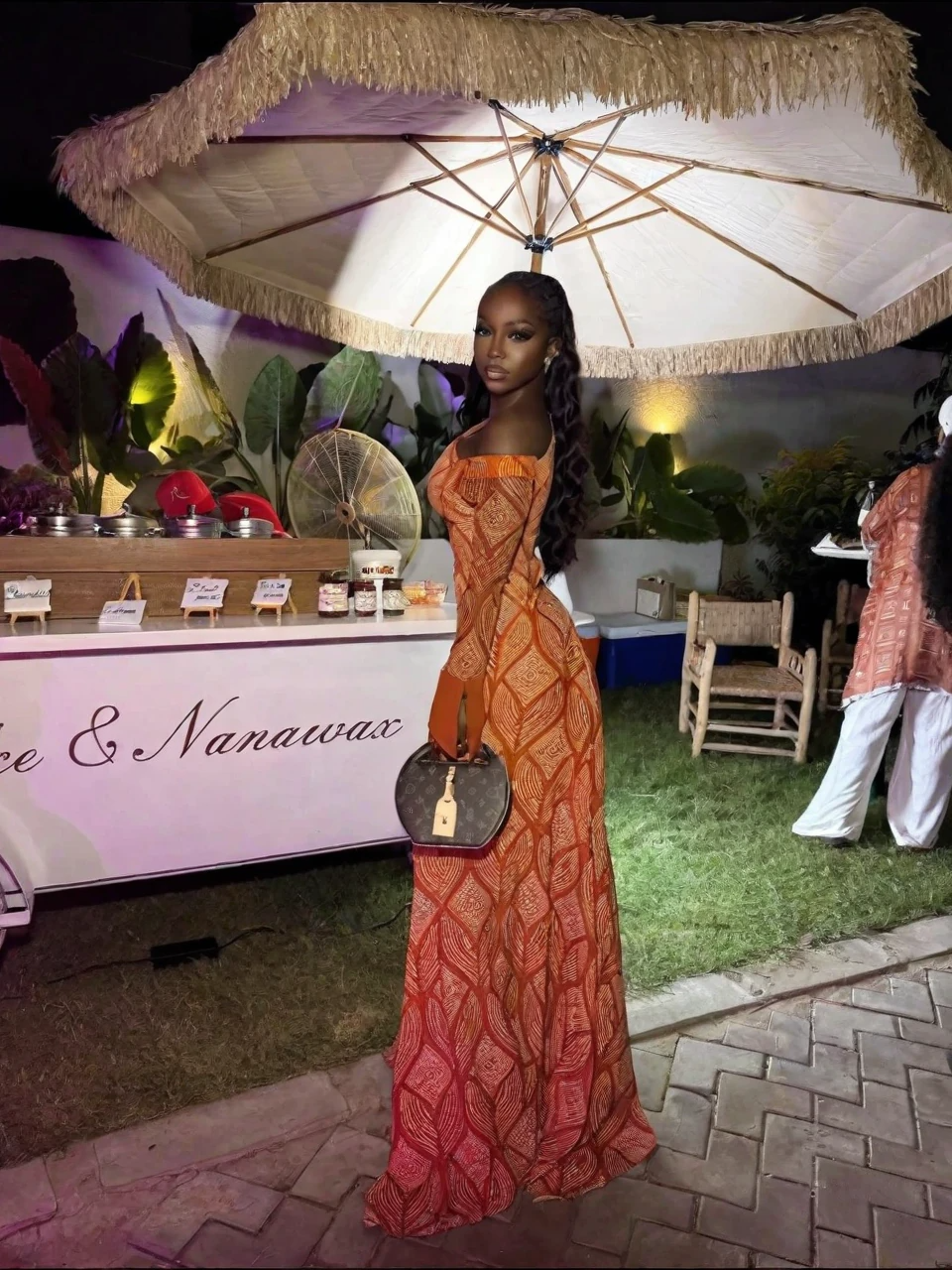 Chic Geometric One-Shoulder Maxi Dress