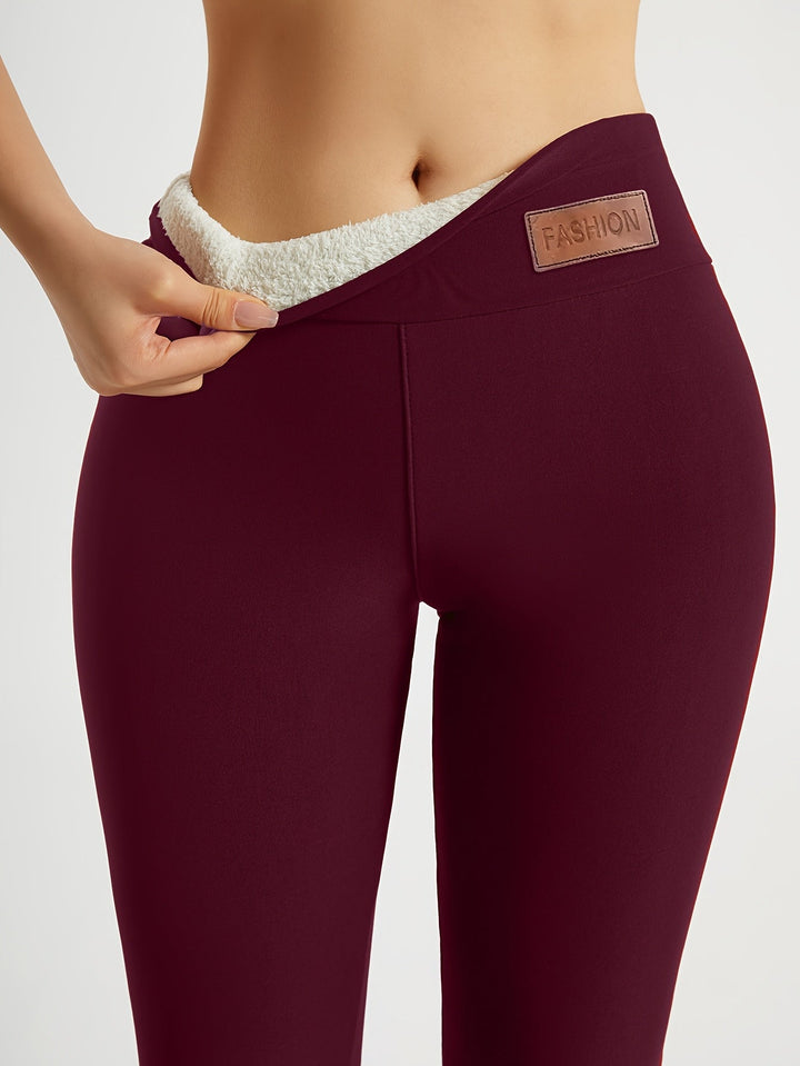 SLIM-FIT YOGA CLOTHING FOR WOMEN