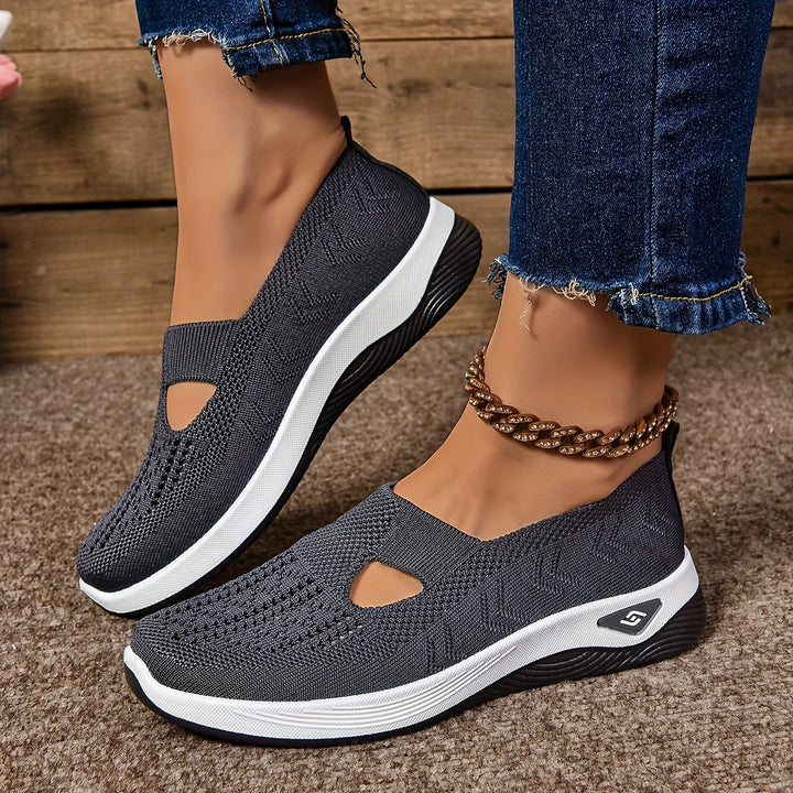 WALKING SHOES FOR WOMEN