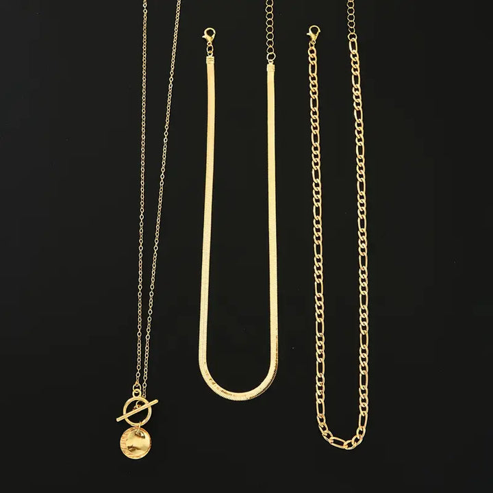 Savira Textured Coin Layered Necklace Gold - Elena Harper