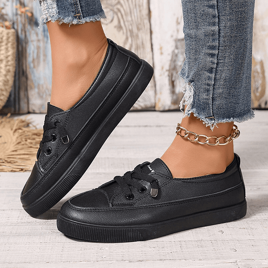 CHLOE – STREET CHARM SNEAKERS