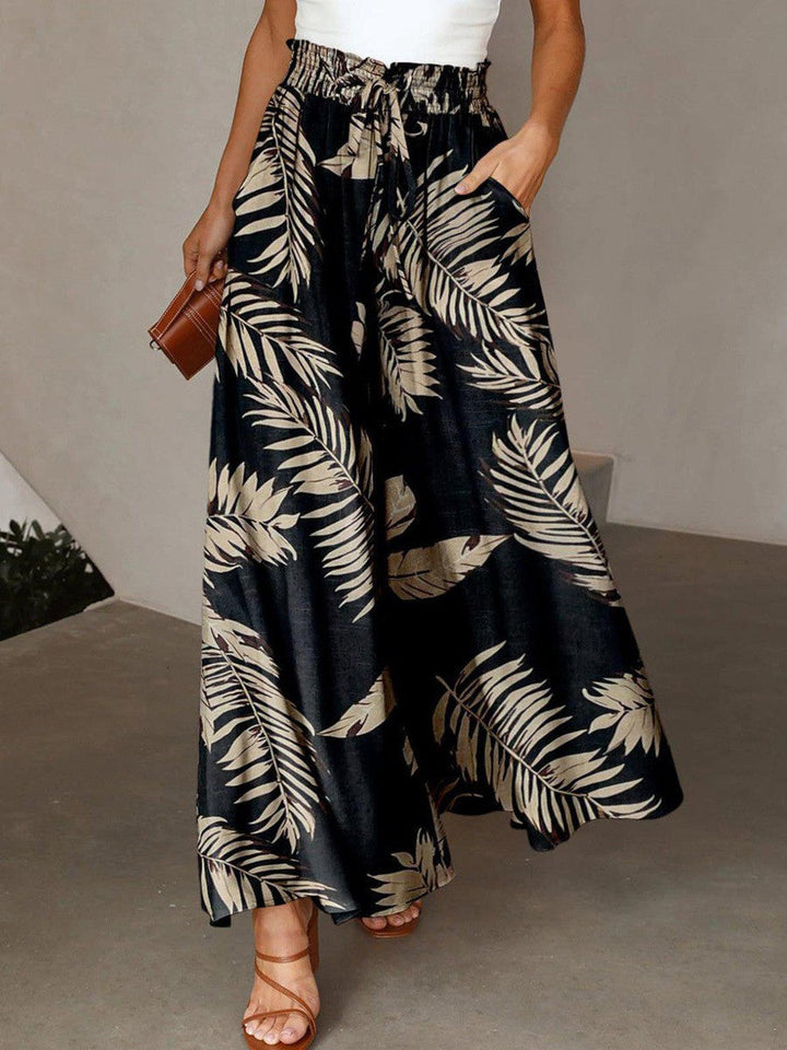 Popular Pants with Side Pockets and Floral Print, view 4 - Elena Harper