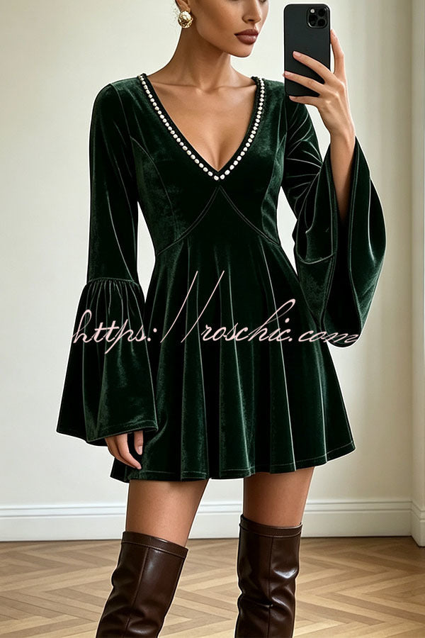 Vintage-Inspired Pearl Velvet Swing Dress