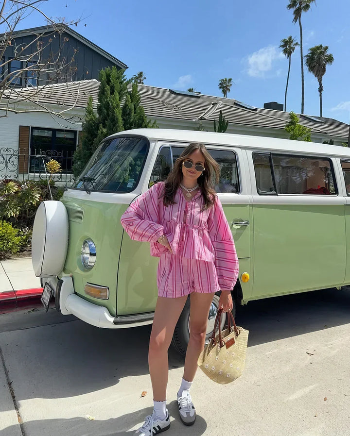 Lina - Casual Two-Piece Set with Loose Blouse and Shorts in Striped Design