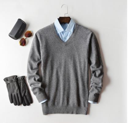 First-class cashmere sweater for men with high quality and effortless style | Wessel